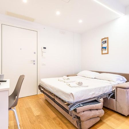 Central & Elegant Room Near The Station Bari Exterior foto