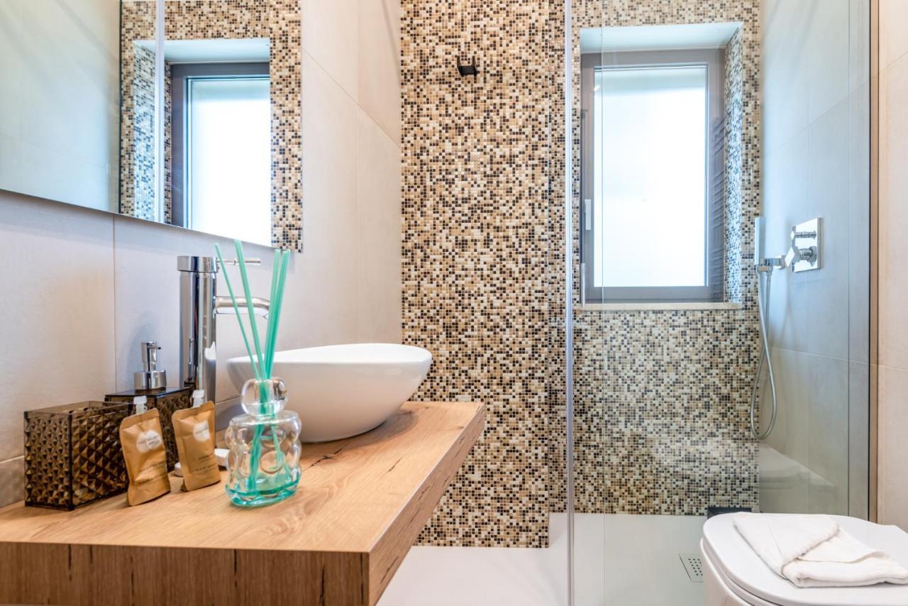 Central & Elegant Room Near The Station Bari Exterior foto
